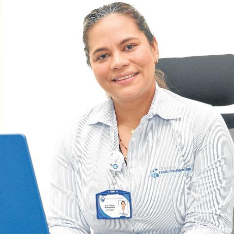 MUJER GERENTE DEL CENTRO RADIO NCOLOGICO DEL CARIBE.